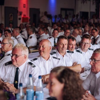 FW-WRN: Ehre für 18 Jahre Engagement - Stadtbrandinspektor Thomas Temmann feierlich verabschiedet