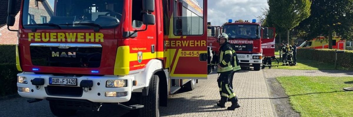 FW-AUR: Brand- und Hilfeleistungseinsätze bescheren arbeitsreiche Wochenendtage