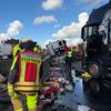FW Meerbusch: Zwischenmeldung zu schwerem Verkehrsunfall auf der A57 mit möglichen Brückenschäden