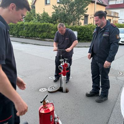 FW Weinheim: Brandsicherheitswache mit ungeplantem Sondereinsatz