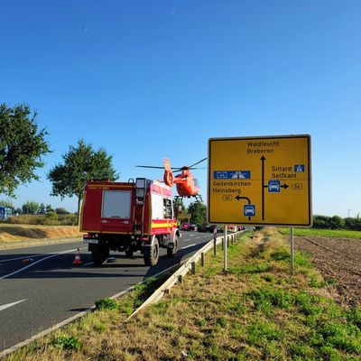 FW Gangelt: Schwerer Verkehrsunfall auf K17 bei Vinteln