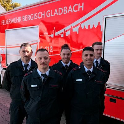 FW-GL: Abschluss des Grundausbildungslehrgangs "B1 2/2024" - Neue Einsatzkräfte für die Feuerwehr Bergisch Gladbach
