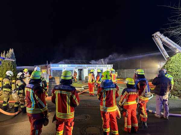 FW-SE: Gebäudebrand in Kaltenkirchen