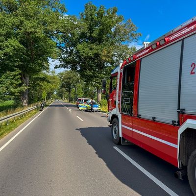 FW Flotwedel: Zwei parallele Einsätze beschäftigen die Feuerwehren bei Eicklingen