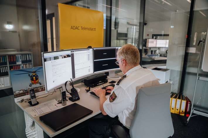 FW-LEV: Start des Telenotarzt-Systems "Bergisches Land": Interkommunale Zusammenarbeit für eine moderne Notfallversorgung
