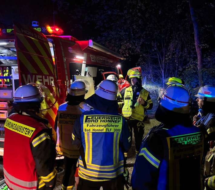 FW Bad Honnef: Zweimaliger Chlorgasalarm auf der Insel Grafenwerth