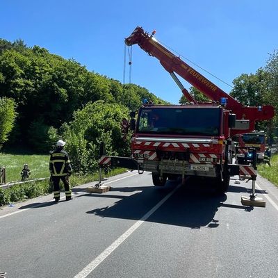 FW-EN: Schwerer Verkehrsunfall mit Linienbus - 10 Personen verletzt