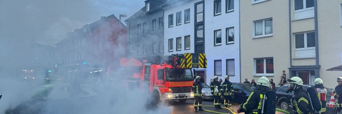 FW-MH: Sperrmüllbrand und zahlreiche Technische Hilfeleistungen innerhalb von 24 Stunden