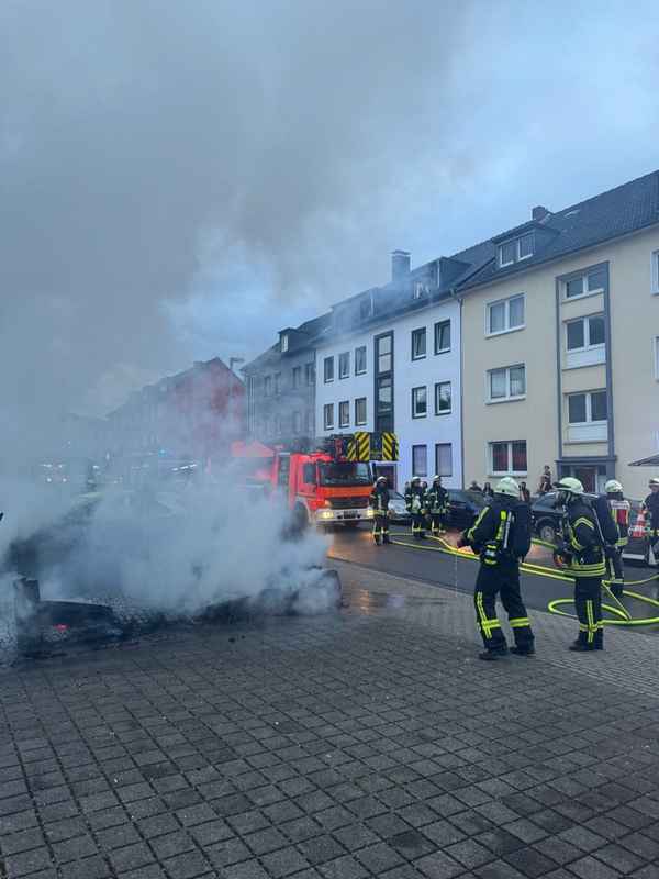 FW-MH: Sperrmüllbrand und zahlreiche Technische Hilfeleistungen innerhalb von 24 Stunden