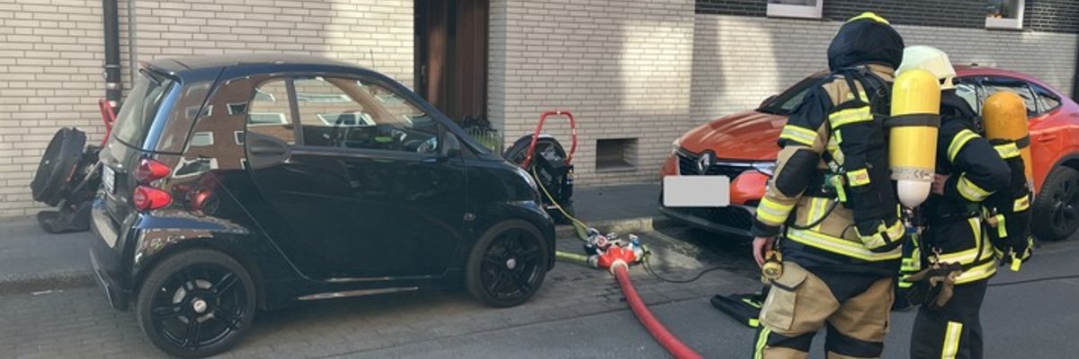 FW-OB: Zimmerbrand durch Feuerwehr schnell gelöscht