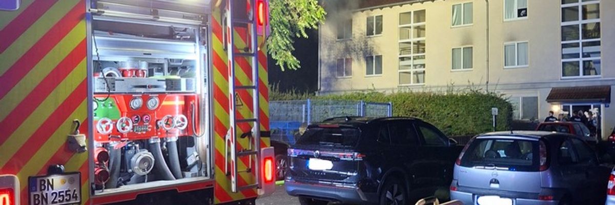 FW-BN: Wohnung nach Brandereignis unbewohnbar - ausgelöster Heimrauchmelder verhindert größeren Wohnungsbrand