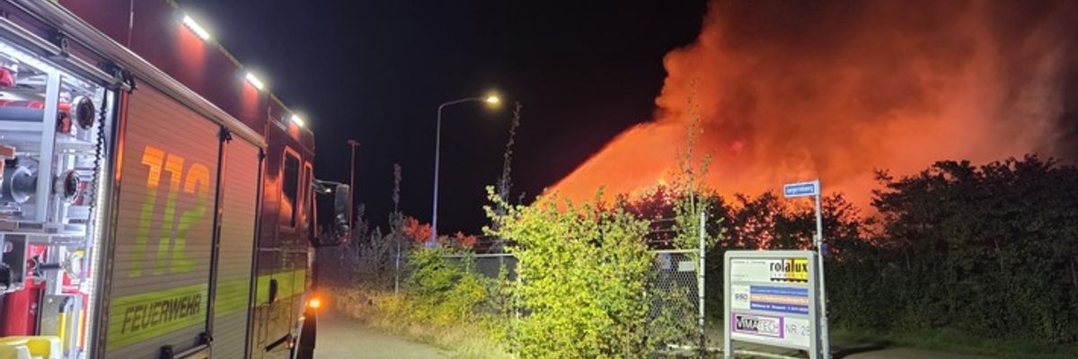 FW Bocholt: Löschzug Suderwick unterstützt bei Großbrand in Dinxperlo