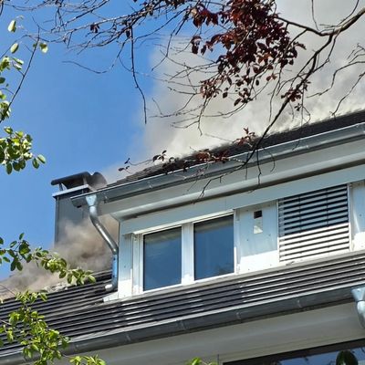 FW-Radolfzell: Feuer im Dachstuhl
