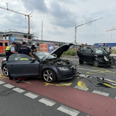 FW-DO: Verkehrsunfall auf der Hannöverschen Straße - Zwei Personen verletzt
