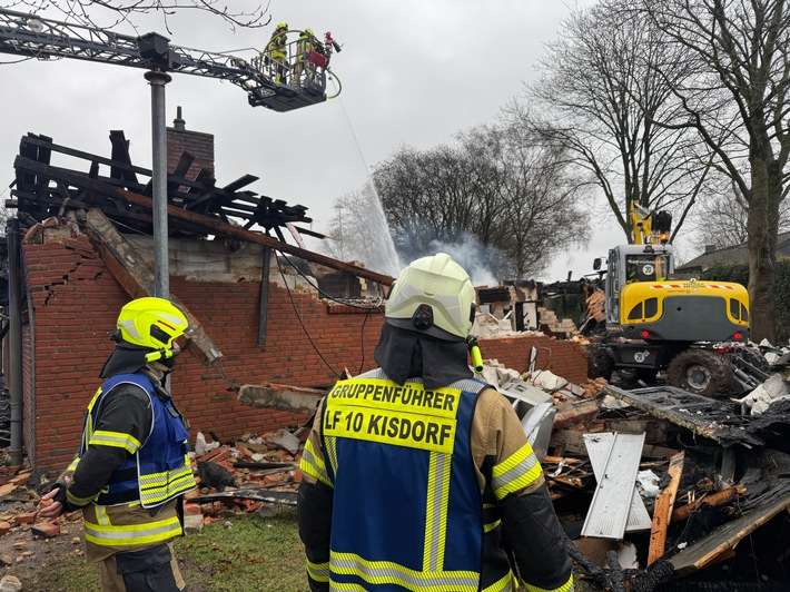 FW-SE: Vollbrand eines Vereinsheimes in Henstedt-Ulzburg