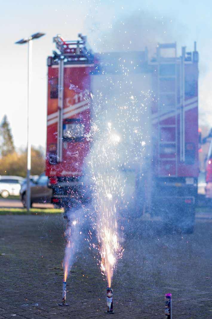 FW-LFVSH: Verantwortungsvoll ins neue Jahr: Tipps für eine sichere Silvesternacht