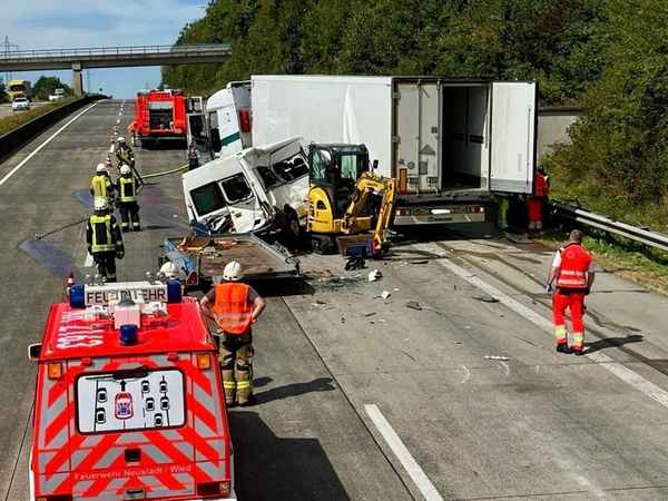 FW VG Asbach: Verkehrsunfall auf der A3 - Lkw und Transporter kollidieren / langer Rückstau am Montagmittag