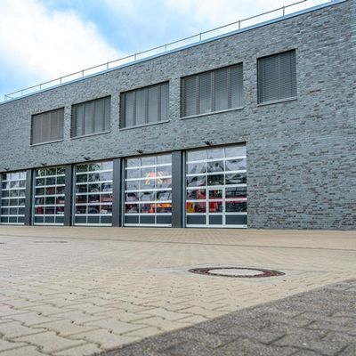 FW Bergheim: Erweiterung der Feuer- und Rettungswache Bergheim erfolgreich abgeschlossen Investition in die Zukunft der Feuerwehr