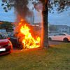 FW Bremerhaven: Motorraum in Vollbrand