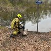 FW Paderborn: Feuerwehr Paderborn rettet Schwan aus Gleisbereich - Lebensgefahr oft unterschätzt.