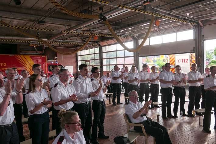Feuerwehr Kalkar: Stadtwehrabend der Freiwilligen Feuerwehr Kalkar: Rückblick, Ehrungen und Blick in die Zukunft