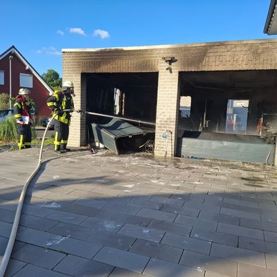 FW Kreuzau: Garagenbrand in Stockheim