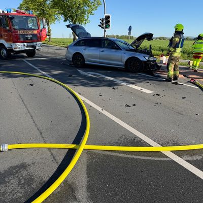 FW-DT: Schwerer Verkehrsunfall am Samstagmorgen auf der Lageschen Straße
