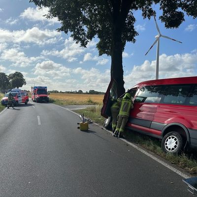FW Alpen: Verkehrsunfall mit einer verletzten Person