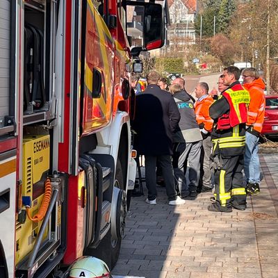 FW Horn-Bad Meinberg: CO2-Austritt verletzt fünf Personen - zwei bewusstlose Personen durch Feuerwehr gerettet - komplexer Einsatz dauert 15 Stunden