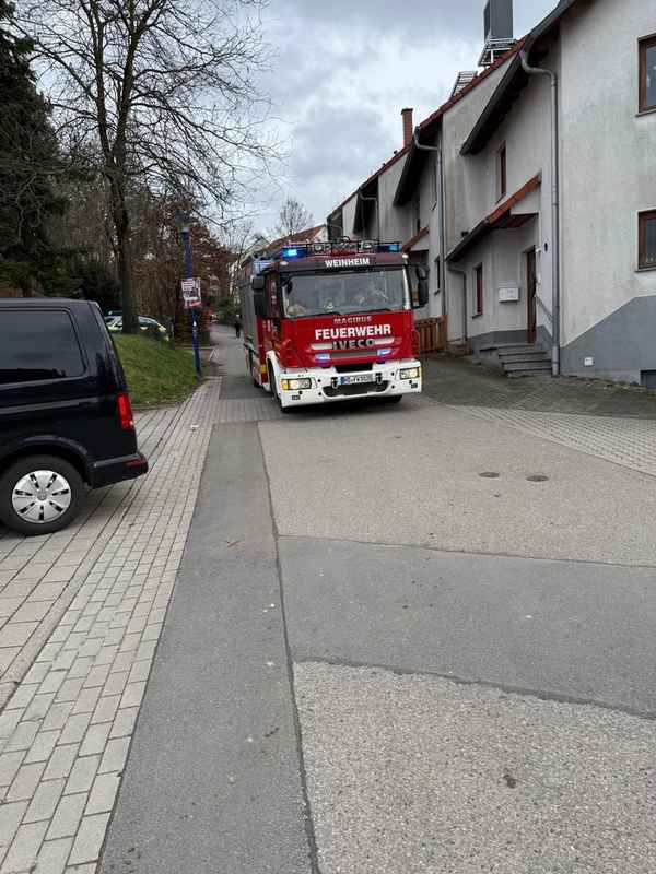 FW Weinheim: Brandmeldeanlage im Pilgerhaus löst aus. Angebranntes Popcorn als Ursache