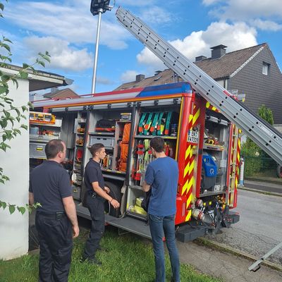 FW-EN: Feuerwehr geht auf Bevölkerung zu