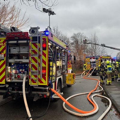 FW-SE: Vollbrand eines Vereinsheimes in Henstedt-Ulzburg