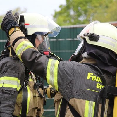FW-AUR: Grenzüberschreitende Einsatzübung intensiviert Zusammenarbeit