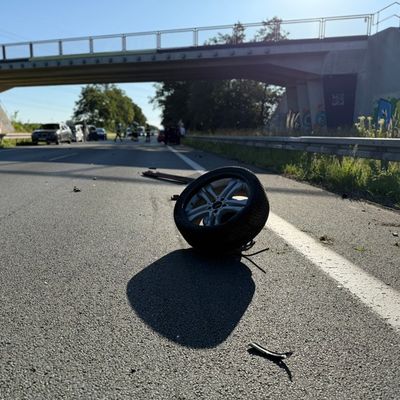 FW-WRN: Verkehrsunfall auf der Nordlippestraße