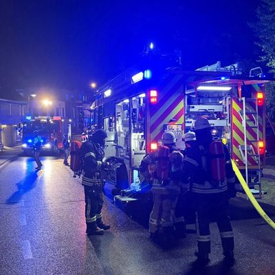 FW Rösrath: Brand an Wohngebäude in Forsbach