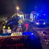 FW-OLL: Verkehrsunfall mit Pferdetransporter auf der A28 - Zwei Pferde erfolgreich gerettet
