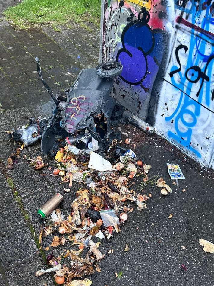 FW-EN: Brennende Mülltonne am Mittwochabend