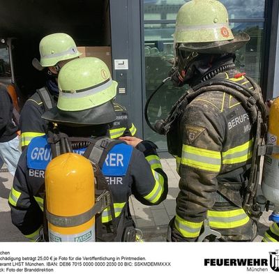 FW-M: Starke Verrauchung durch brennende Holzspäne (Neuhausen)