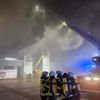 FW-AUR: Gastronomie-Küche wird Raub der Flammen