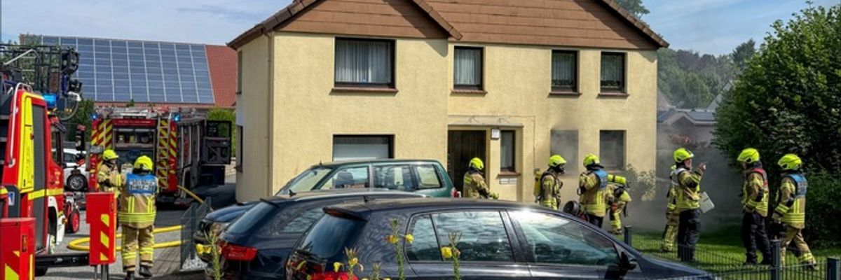 FW-DT: Wohnungsbrand in Heiligenkirchen - eine Person verstorben