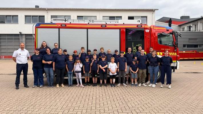 FW-DT: Sommerfest der Kinderfeuerwehr Detmold