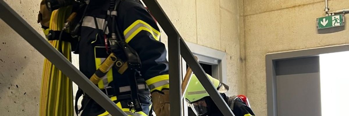 FW-LEV: Küchenbrand Lützenkirchener Straße