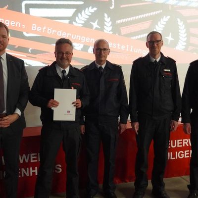 FW-Heiligenhaus: Feuerwehr Heiligenhaus blickt auf das vergangene Jahr 2025 zurück