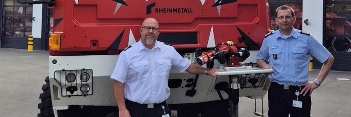 FW Südheide: Werkfeuerwehr Rheinmetall stellt zweites geschütztes Großtanklöschfahrzeug in Dienst