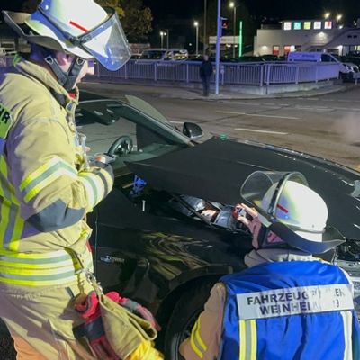 FW Weinheim: Verkehrsunfall am Abend auf der Mannheimer Straße