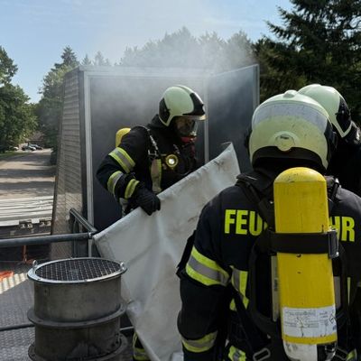 FW-AUR: Auricher Atemschutzgeräteträger absolvieren intensiven Fortbildungssonnabend
