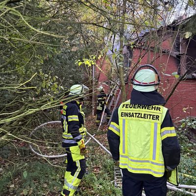 FW-Schermbeck: Starke Verrauchung in einem leerstehenden Gebäude