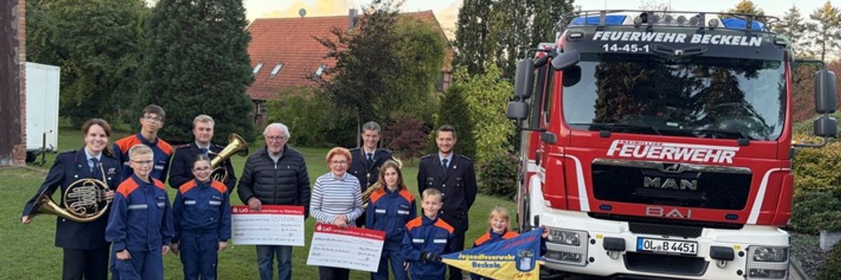 FW-OLL: Großzügige Spende für die Jugendfeuerwehr und das Jugendblasorchester Beckeln