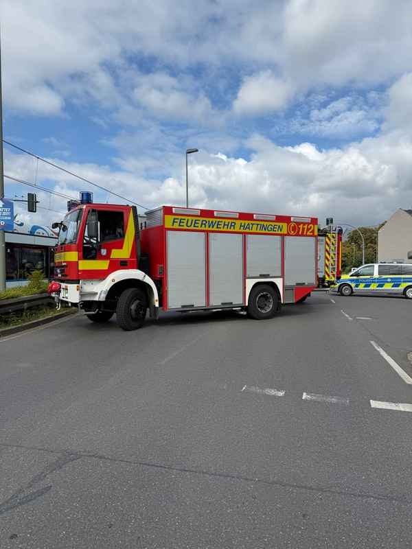 FW-EN: Schwerer Unfall zwischen Fußgänger und Straßenbahn