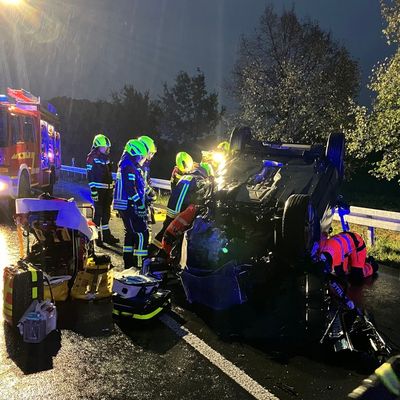FW-WAF: Verkehrsunfall auf der B 58